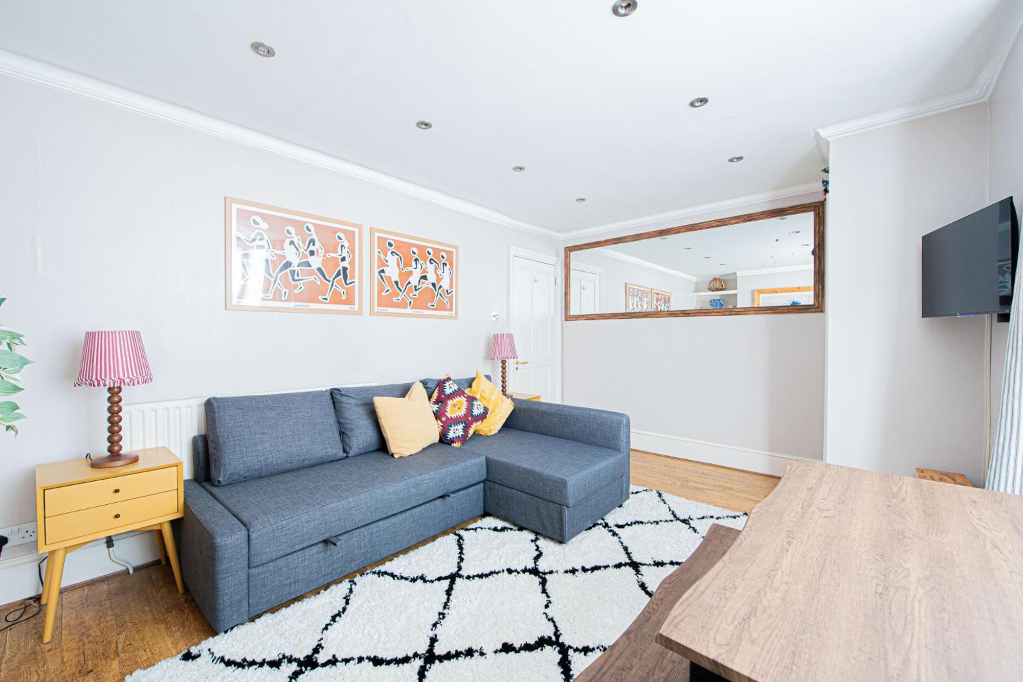 Stylish Flat Near Hammersmith & Holland Park Apartment London